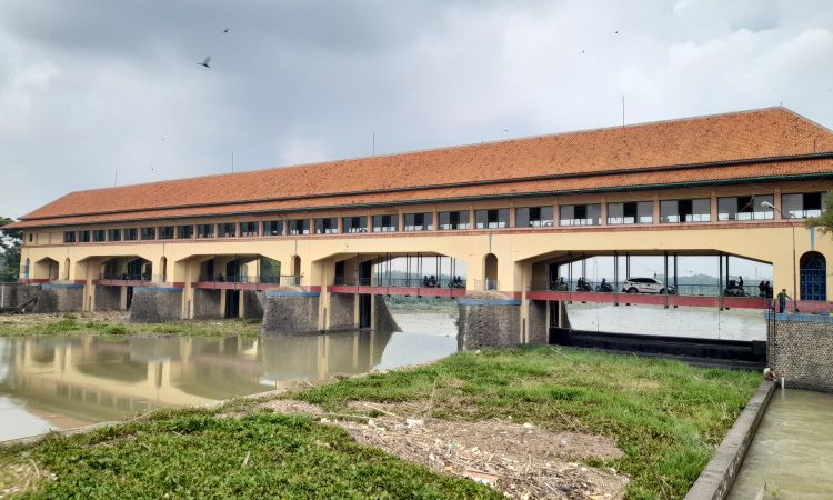 Harga Tiket Bendungan Walahar