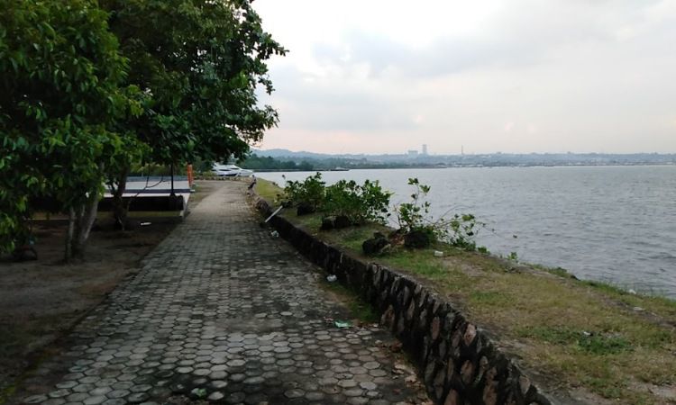 Harga Tiket Pantai Duta Wisata