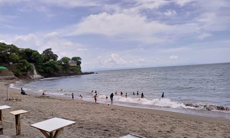 Aktivitas Menarik di Pantai Kerandangan