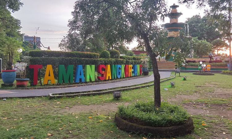 Alamat Taman Sengkareang Mataram