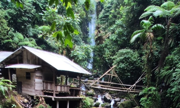 Fasilitas Curug Ciparay