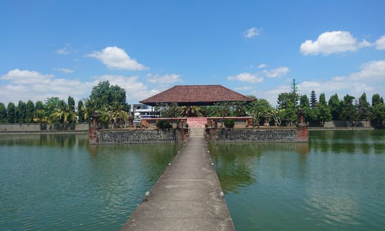 Harga Tiket Taman Mayura