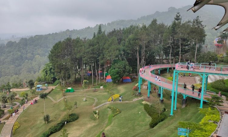 Aktivitas di Wisata Alam Sevillage