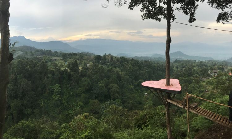 Daya Tarik Dimiliki Ranggon Hills