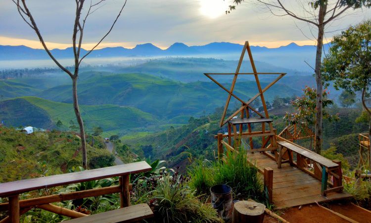 Daya Tarik Dimiliki Sunrise Point Cukul