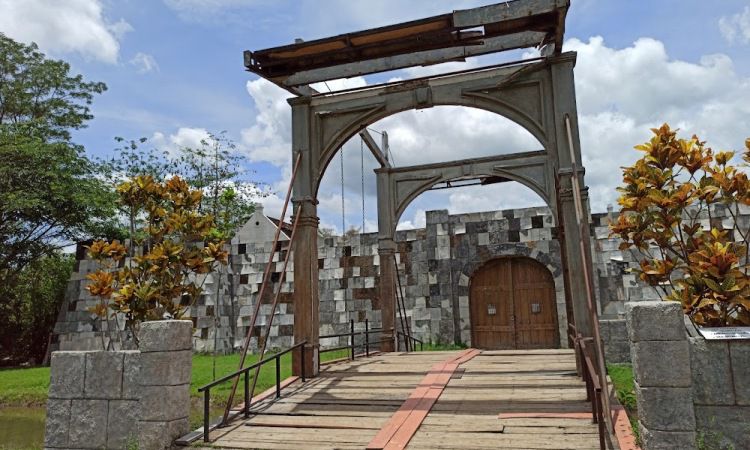 Harga Tiket Desa Wisata Gamplong
