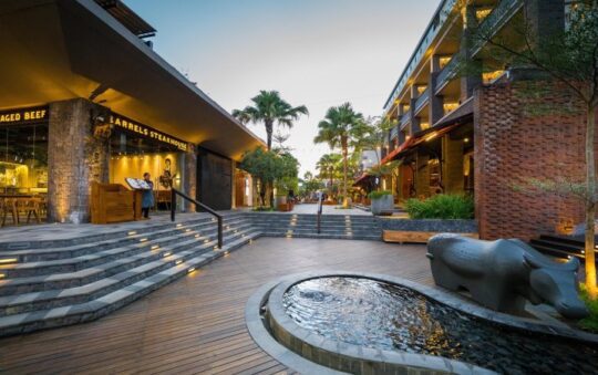 Samasta Lifestyle Village, Pusat Perbelanjaan dengan Fasilitas Mewah di Badung Bali