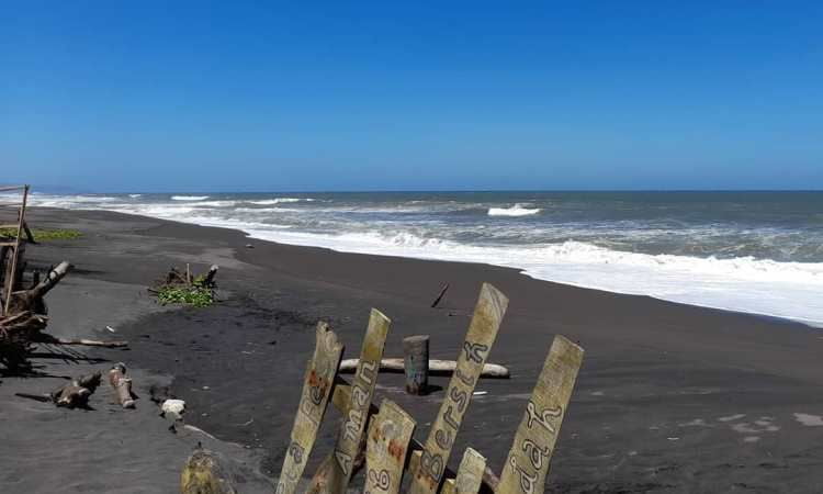 Daya Tarik Dimiliki Pantai Baru