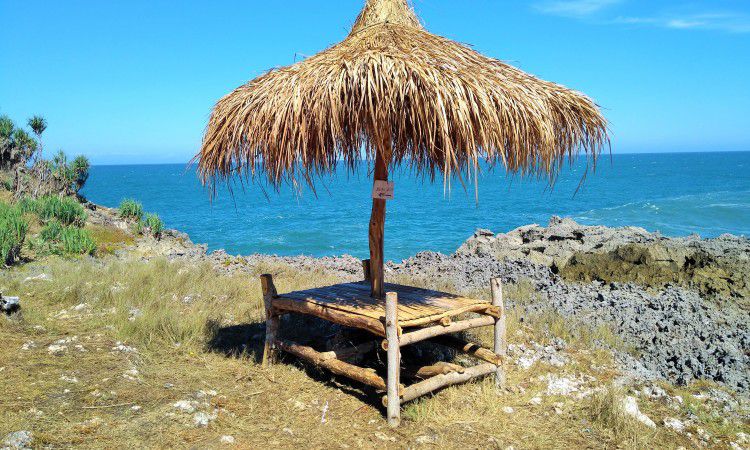 Fasilitas di Pantai Widodaren