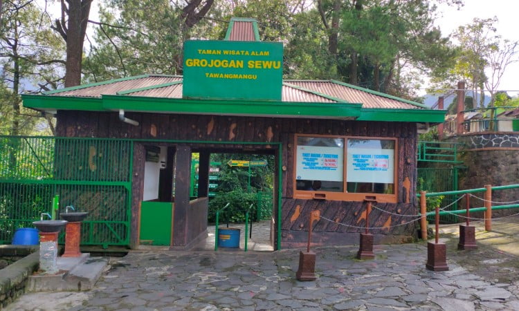 Harga Tiket Air Terjun