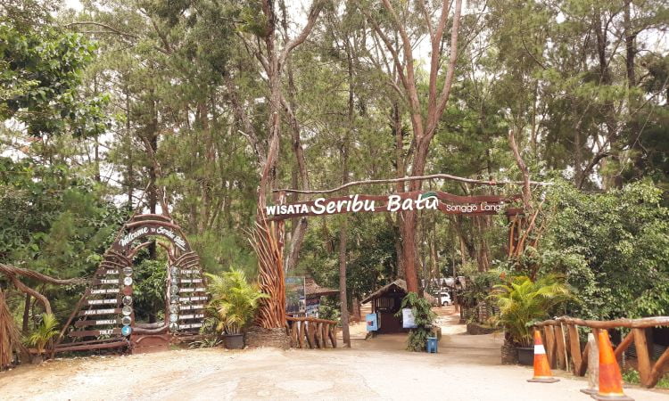 Harga Tiket Masuk Rumah Hobbit Songgo Langit
