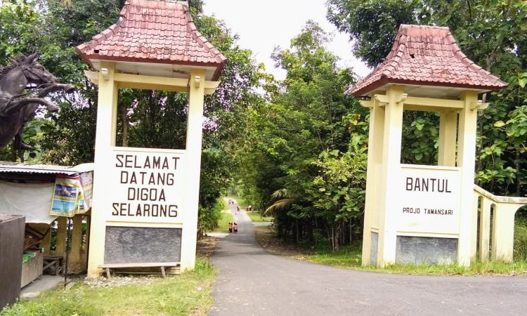 Alamat Goa Selarong