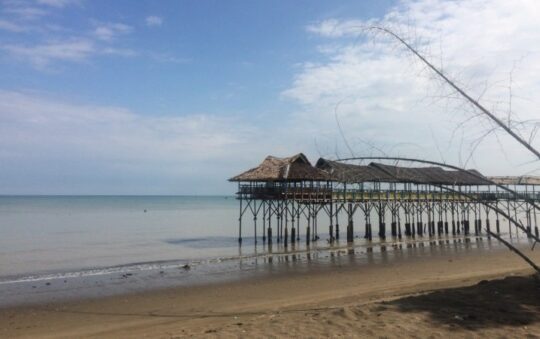 Pantai Lancok, Pesona Pantai Eksotis dengan Suasana Alami Nan Asri di Aceh Utara