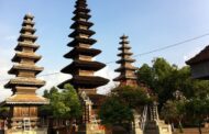 Pura Meru, Pura dengan Desain Bangunan yang Unik di Lombok