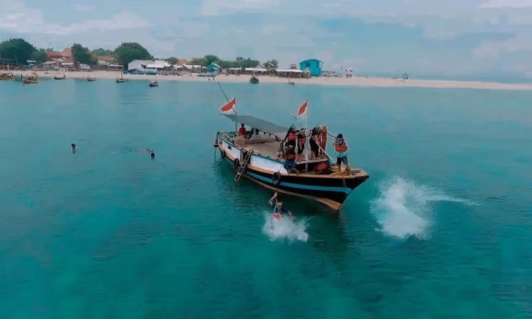 Aktivitas Menarik di Pantai Gili Ketapang