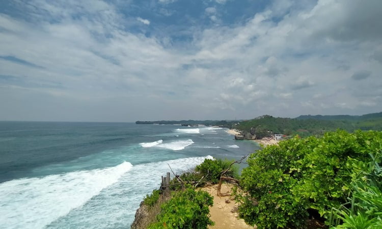 Harga Tiket Masuk Bukit Karang