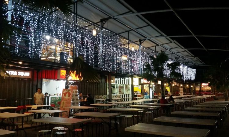 Aktivitas Lain Sudirman Street Day and Night Market