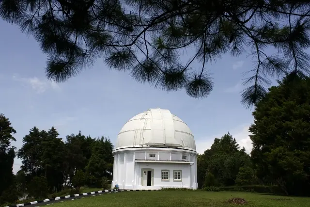 Alamat Observatorium Shutterstock