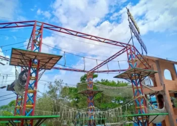 flora dan fauna taman safari bogor Fasilitas Citra Raya Water World